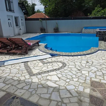 Vila Darkoni2 *